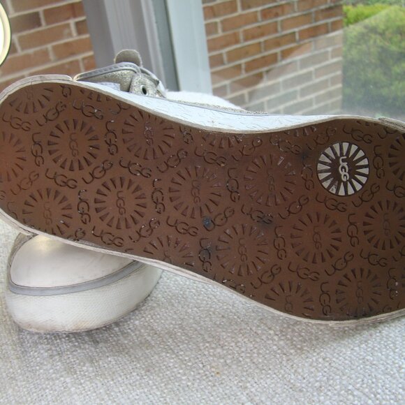 UGG australia nude glitter leather and sequin low top sneakers, size 5.5 - Picture 6 of 6
